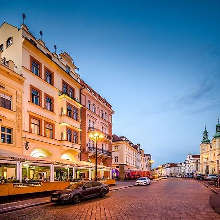 Rooftop Triplex Apartment In Centre Hradec Králové エクステリア 写真