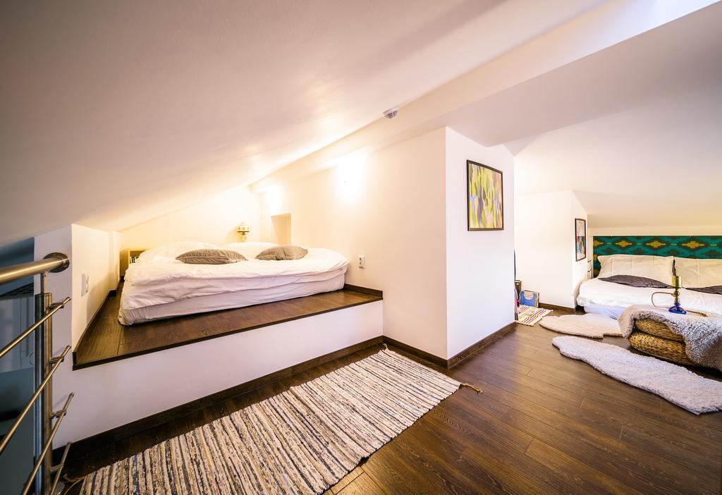 Rooftop Triplex Apartment In Centre Hradec Králové エクステリア 写真