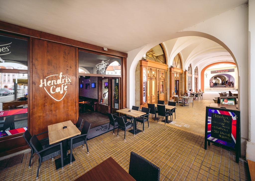 Rooftop Triplex Apartment In Centre Hradec Králové エクステリア 写真