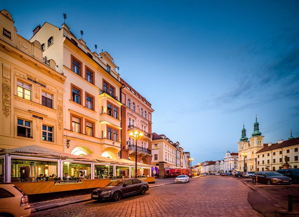 Rooftop Triplex Apartment In Centre Hradec Králové エクステリア 写真