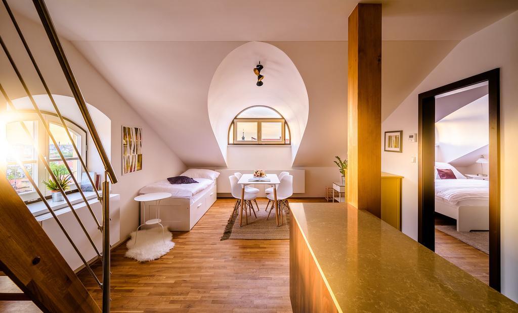 Rooftop Triplex Apartment In Centre Hradec Králové エクステリア 写真